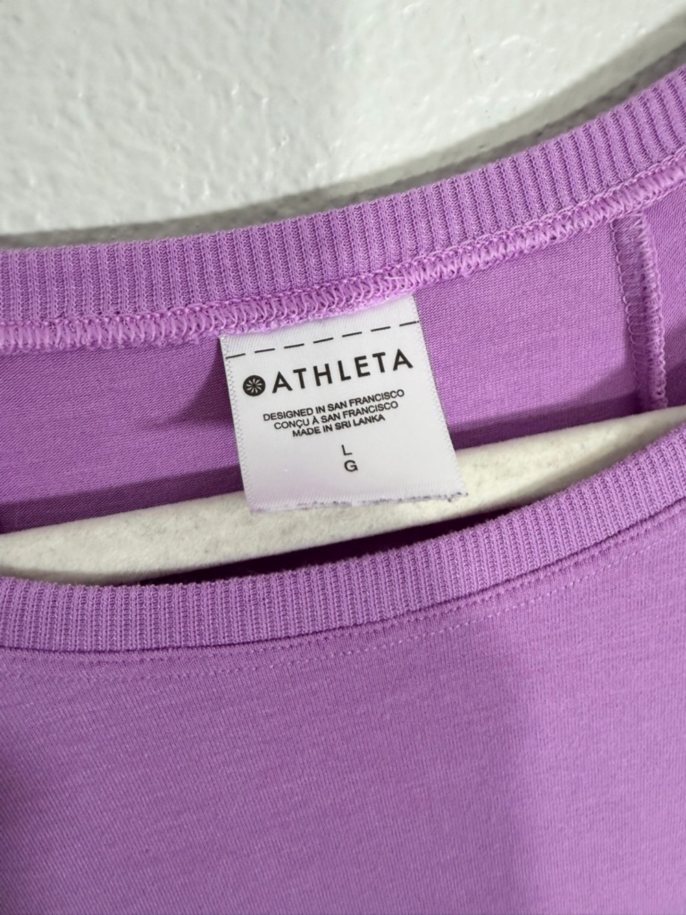 Athleta Shirt Active Performance Short Sleeve Top Side Ruching Purple Women L - Picture 4 of 6